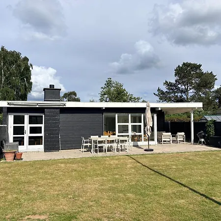 A Sanctuary By The Water Vejlby Fed Tatil Evi Middelfart